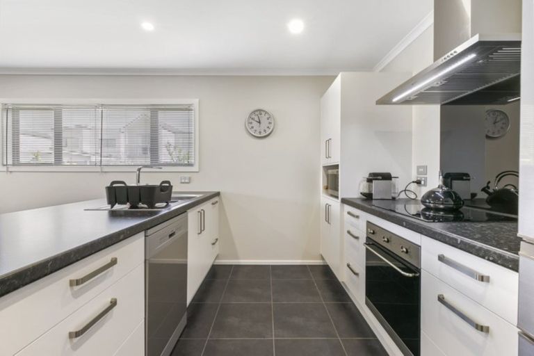 Photo of property in 14 Rebekah Crescent, Flagstaff, Hamilton, 3210