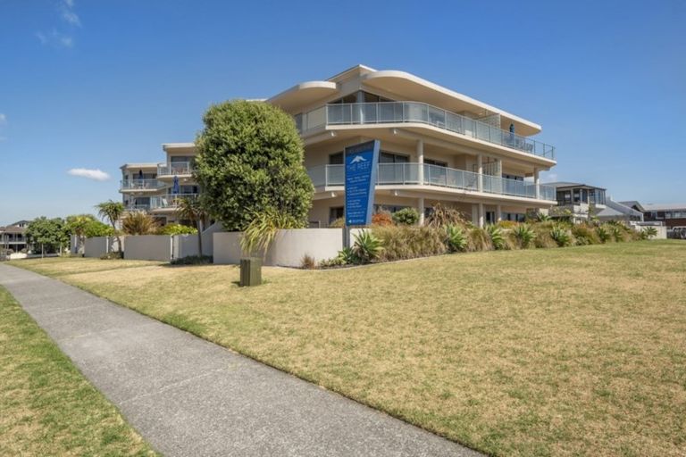 Photo of property in 302/178 Marine Parade, Mount Maunganui, 3116