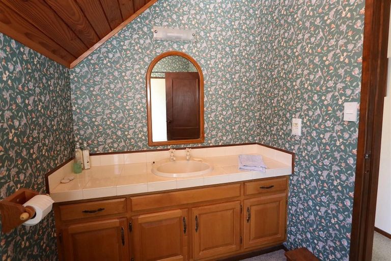 Photo of property in 34 Wychwood Crescent, Springfield, Rotorua, 3015