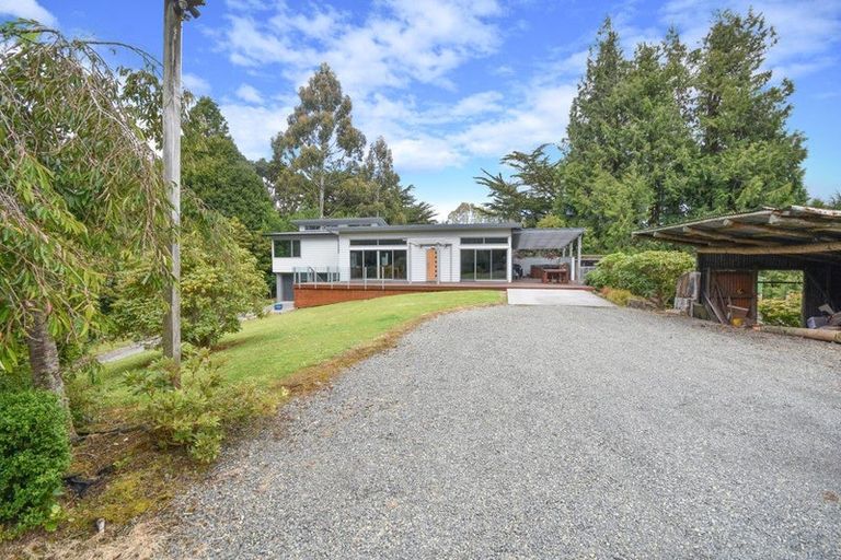 Photo of property in 317 Leith Valley Road, Leith Valley, Dunedin, 9010