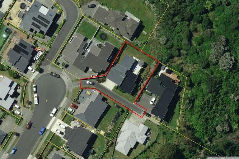 Photo of property in 168 Endeavour Drive, Whitby, Porirua, 5024