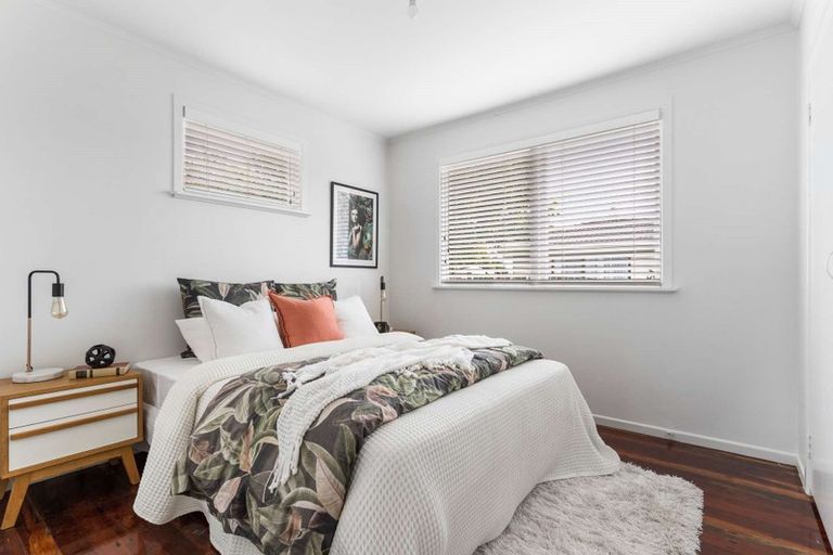 Photo of property in 292 Birkdale Road, Birkdale, Auckland, 0626