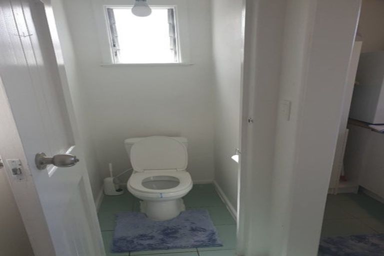 Photo of property in 67 Routley Drive, Glen Eden, Auckland, 0602