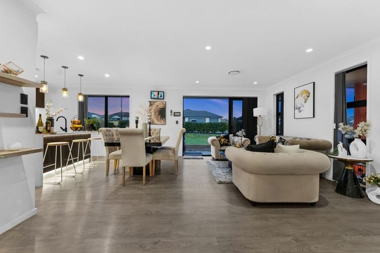 Photo of property in 62 Helenvale Crescent, Pokeno, 2402