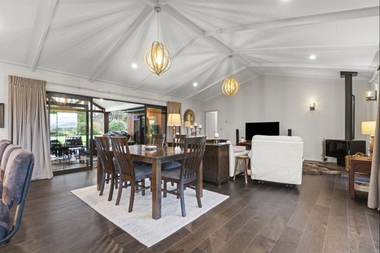 Photo of property in 2 Pheasant Lane, Aokautere, 4471