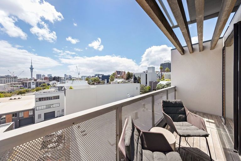 Photo of property in 32d Karaka Street, Eden Terrace, Auckland, 1010