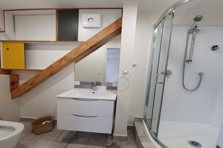 Photo of property in 44a Brains Road, Kelston, Auckland, 0602