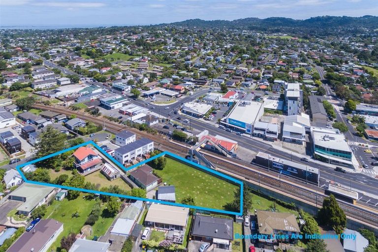 Photo of property in 4 Brandon Road, Glen Eden, Auckland, 0602