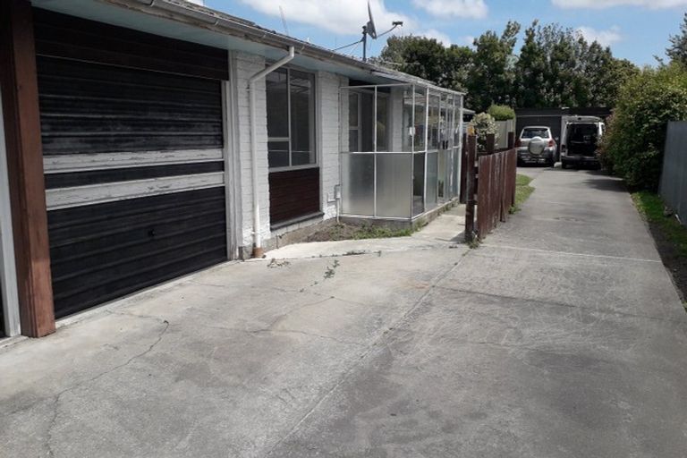 Photo of property in 2/13 Brittan Street, Linwood, Christchurch, 8011