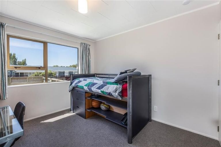Photo of property in 1 Azimuth Place, Whitby, Porirua, 5024