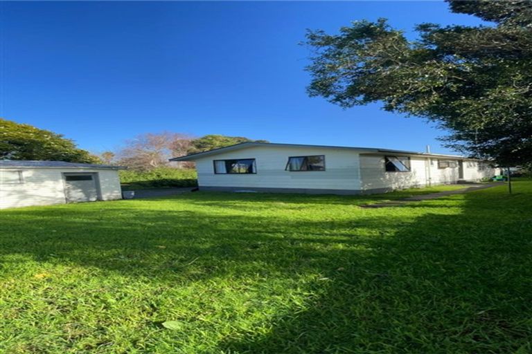 Photo of property in 23 Hywell Place, Manurewa, Auckland, 2102