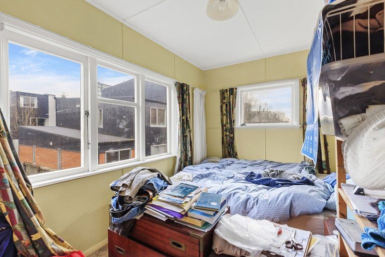 Photo of property in 128 Rintoul Street, Newtown, Wellington, 6021