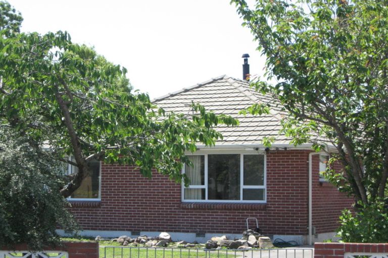 Photo of property in 20 Tomrich Street, Aranui, Christchurch, 8061