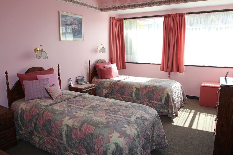 Photo of property in 61 Tyne Street, South Hill, Oamaru, 9400