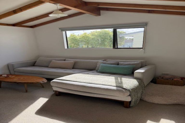 Photo of property in 16 Achilles Crescent, Narrow Neck, Auckland, 0624