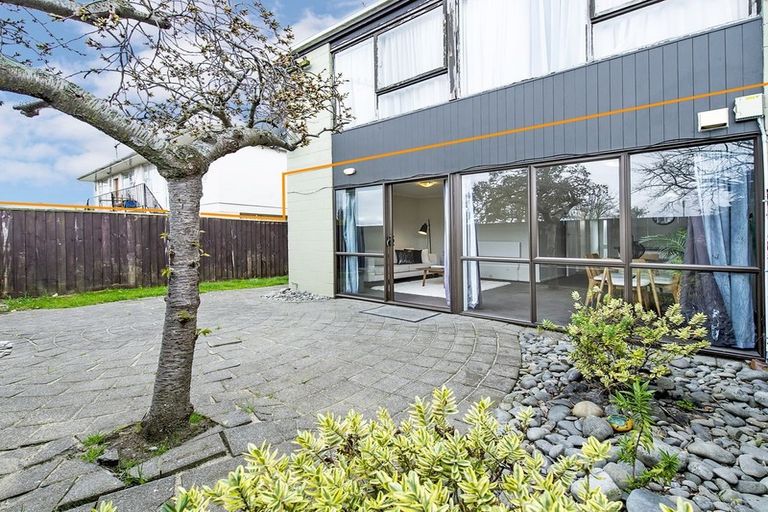 Photo of property in 1/46 Packe Street, Edgeware, Christchurch, 8013