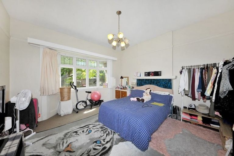 Photo of property in 77 Halswell Road, Hillmorton, Christchurch, 8025