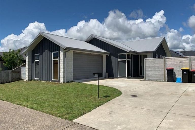 Photo of property in 22 Rotomanu Place, Pyes Pa, Tauranga, 3112