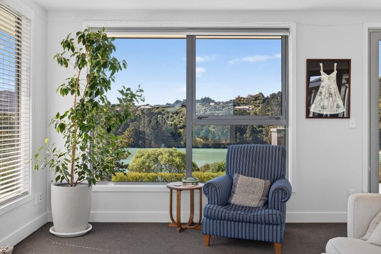 Photo of property in 11 Kaioruru Lane, Charteris Bay, Lyttelton, 8971