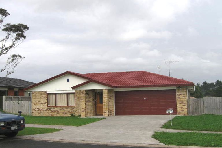 Photo of property in 42 Greenberry Drive, Ranui, Auckland, 0612