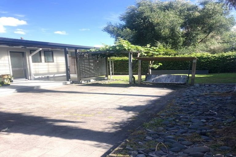 Photo of property in 20a Queen Road, Bellevue, Tauranga, 3110