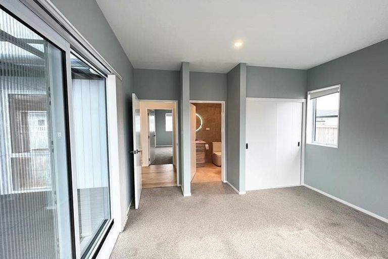 Photo of property in 40 Holcroft Street, Papakura, 2110