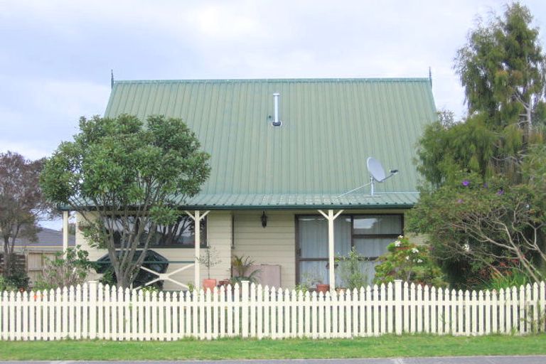 Photo of property in 86 Gloucester Road, Mount Maunganui, 3116