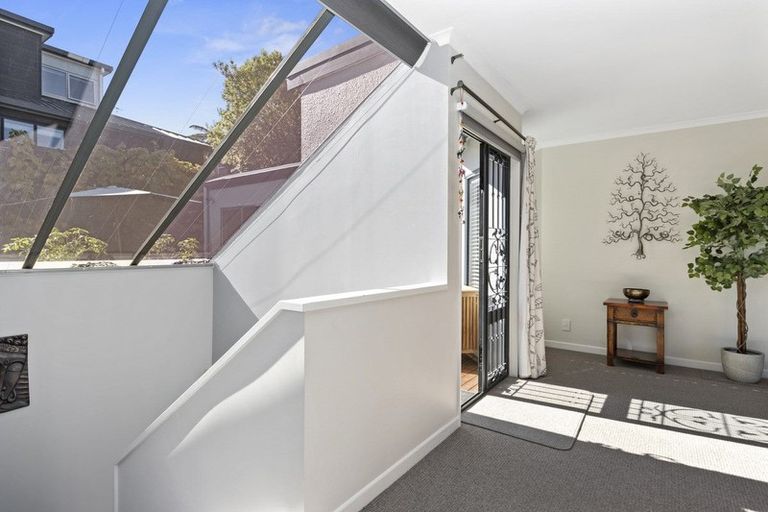 Photo of property in 112h Lake Road, Frankton, Hamilton, 3204