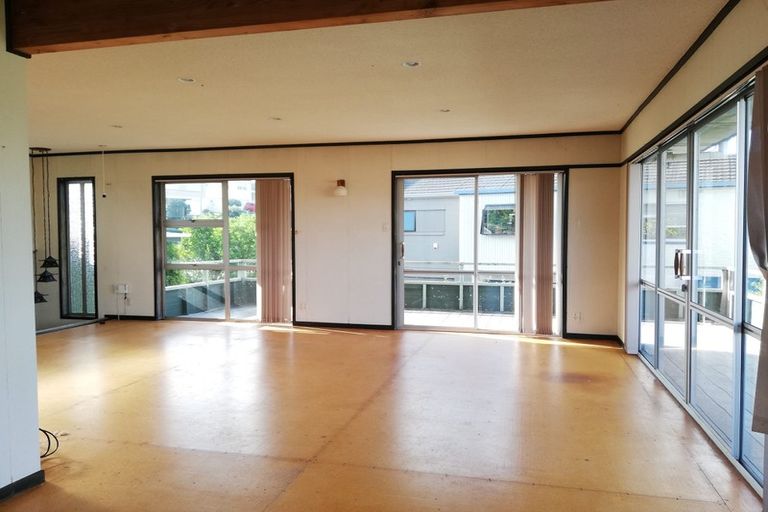 Photo of property in 198 Clovelly Road, Bucklands Beach, Auckland, 2012