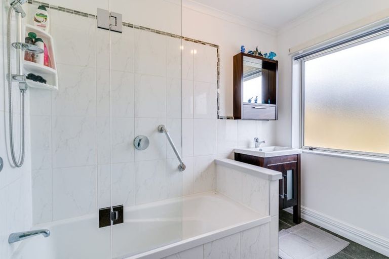 Photo of property in 58 Tokoiti Road, Milton, 9220