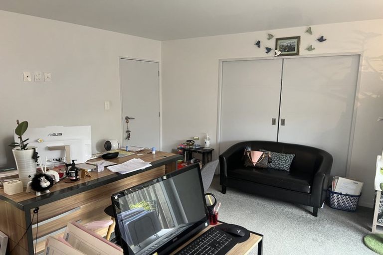 Photo of property in 9a Alan Avenue, Henderson, Auckland, 0610