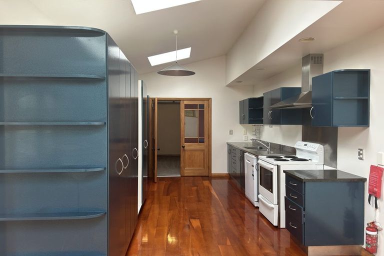 Photo of property in 79 Austin Street, Mount Victoria, Wellington, 6011