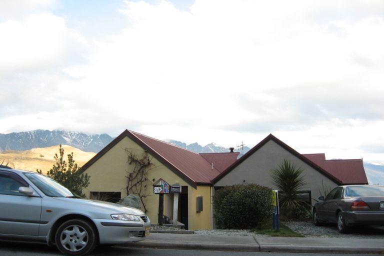 Photo of property in 3b Highview Terrace, Queenstown, 9300