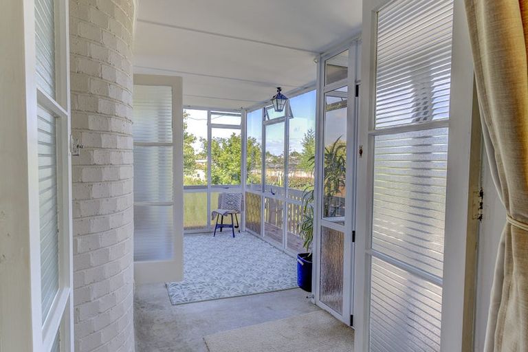 Photo of property in 16 Riverview Terrace, Fairfield, Hamilton, 3214