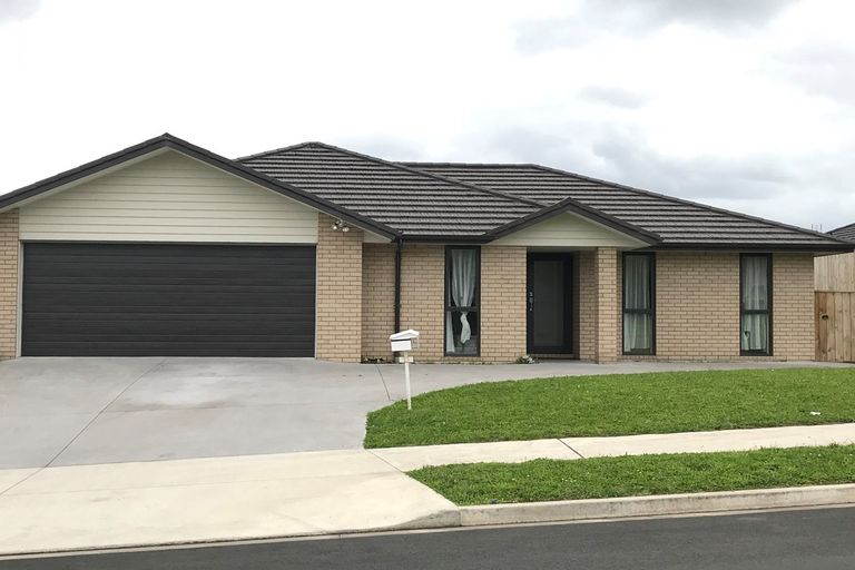 Photo of property in 13 Westmuir Crescent, Pokeno, 2402