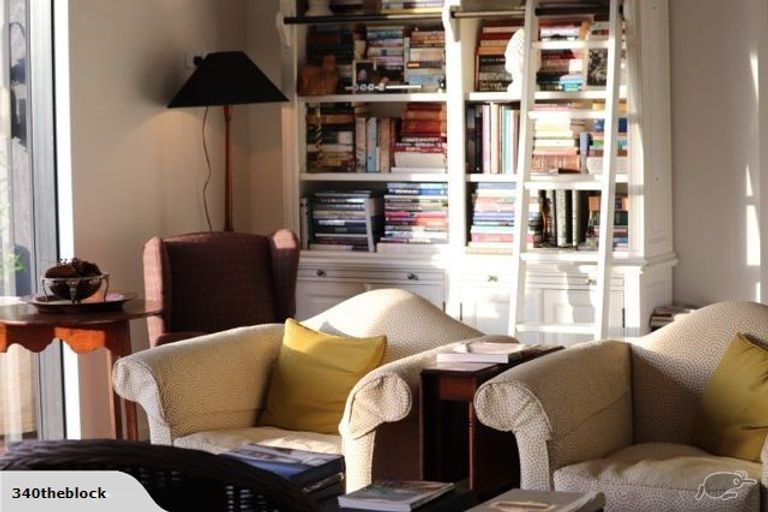 Photo of property in 340 Mount Pleasant Road, Mount Pleasant, Christchurch, 8081