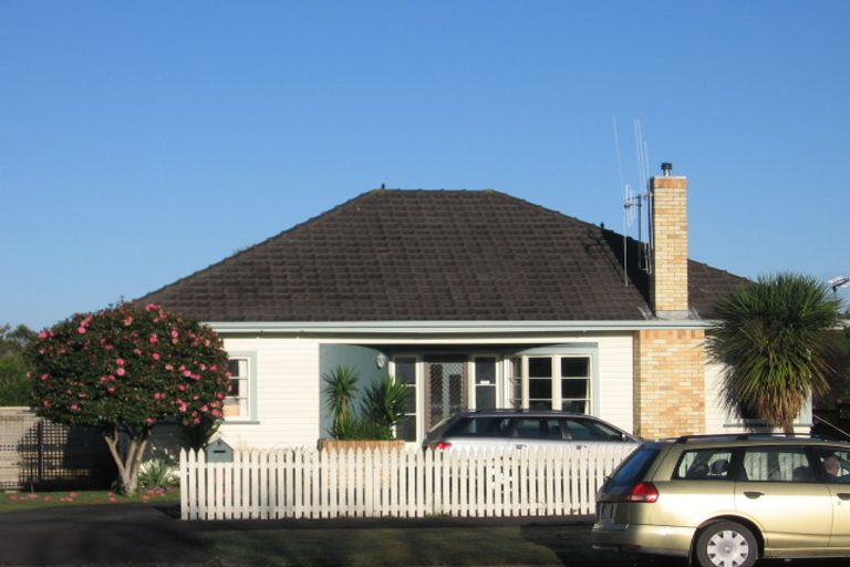 Photo of property in 17 Grey Street, Hamilton East, Hamilton, 3216