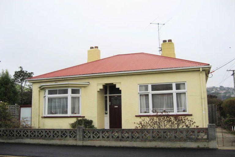 Photo of property in 16 Nicholson Street, Forbury, Dunedin, 9012