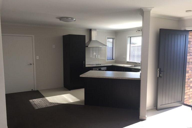 Photo of property in 10d Campbell Street, Hawera, 4610