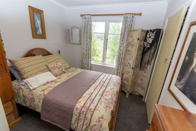 Photo of property in 2175 Main Road North, Sefton, Amberley, 7481