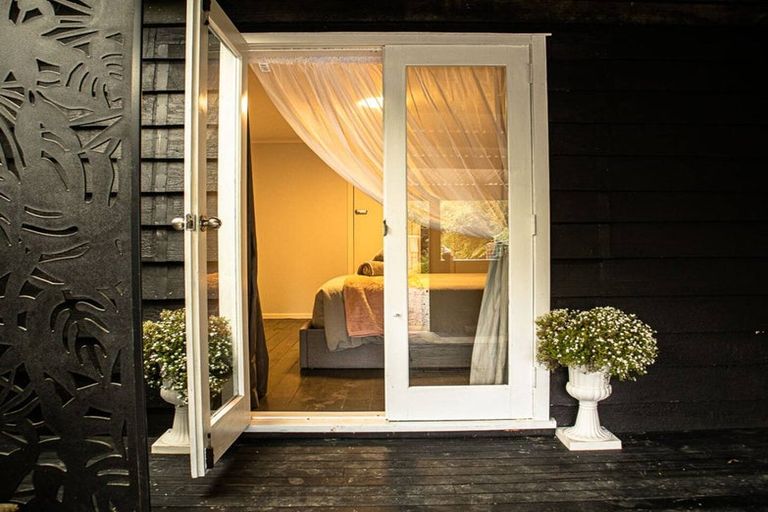 Photo of property in 822 Motukawa Road, Tarata, Inglewood, 4387