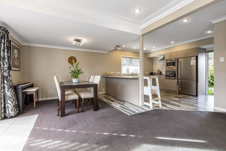 Photo of property in 4 Red Hill Road, Red Hill, Papakura, 2110