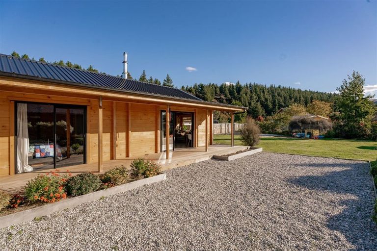 Photo of property in Luggate Park, 22 Cooper Crescent, Luggate, Wanaka, 9383