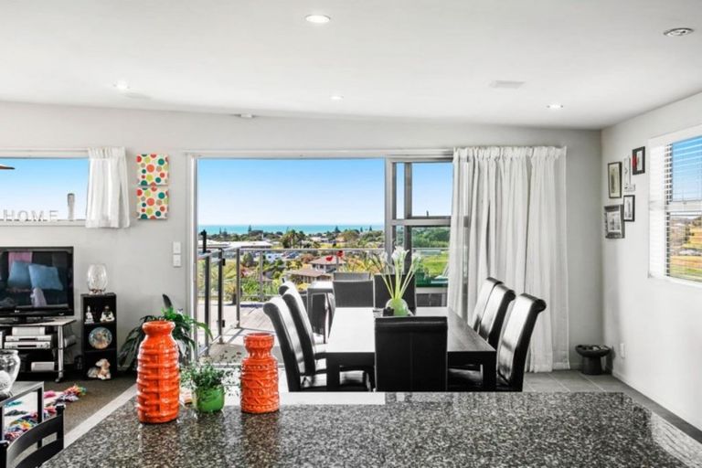 Photo of property in 31 Tohora View, Waihi Beach, 3611