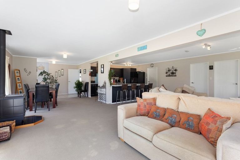 Photo of property in 6 Rangihaerepo Key, Waiotahe, Opotiki, 3198