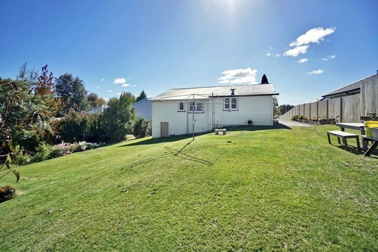 Photo of property in 24 Glen Terrace, Te Puke, 3119
