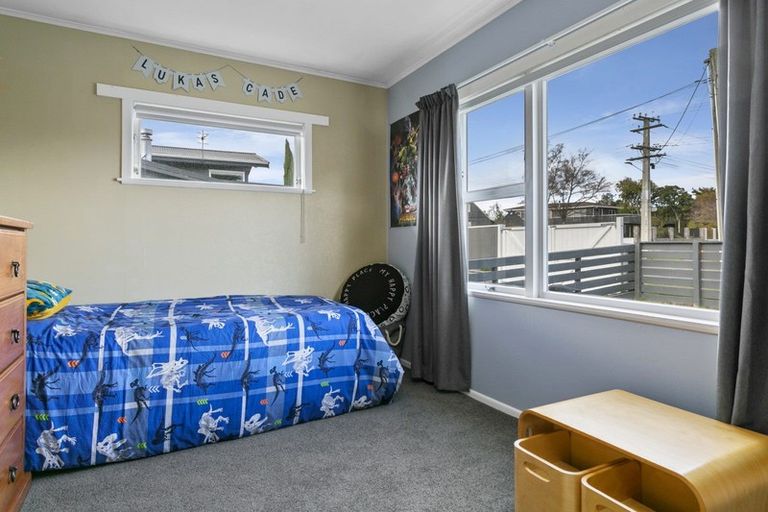 Photo of property in 62 Matuku Street, Two Mile Bay, Taupo, 3330