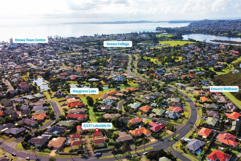 Photo of property in 2/137 Lakeside Drive, Orewa, 0931