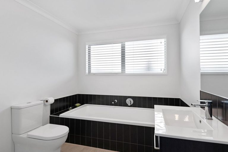 Photo of property in 7 Claremont Crescent, Amberley, 7410