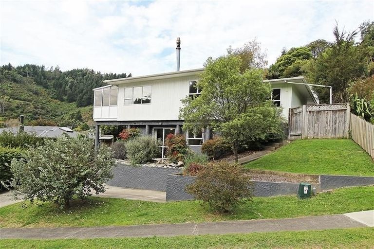 Photo of property in 37 Sowman Street, The Brook, Nelson, 7010